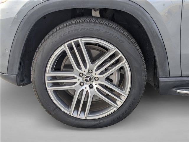 Used 2021 Mercedes-Benz GLS 450 4MATIC image 19