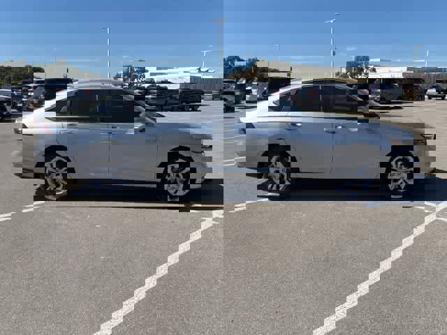 Certified 2025 Honda Accord LX image 6