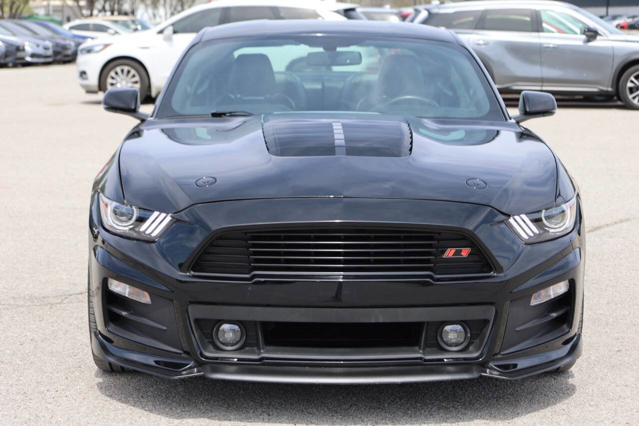 Used 2017 Ford Mustang GT Premium image 5