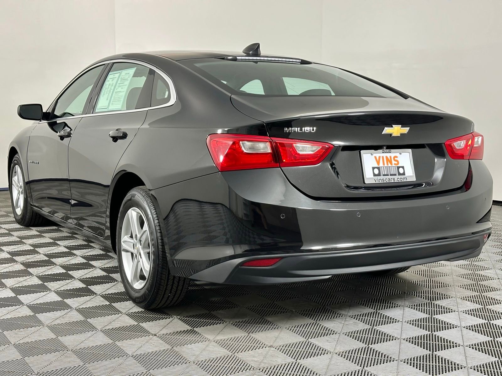 Used 2025 Chevrolet Malibu LS w/ LPO, Floor Liner Package image 28