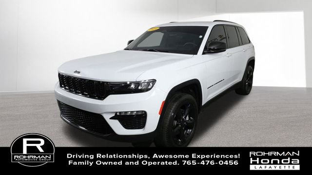 Used 2024 Jeep Grand Cherokee Limited w/ Black Appearance Package image 4