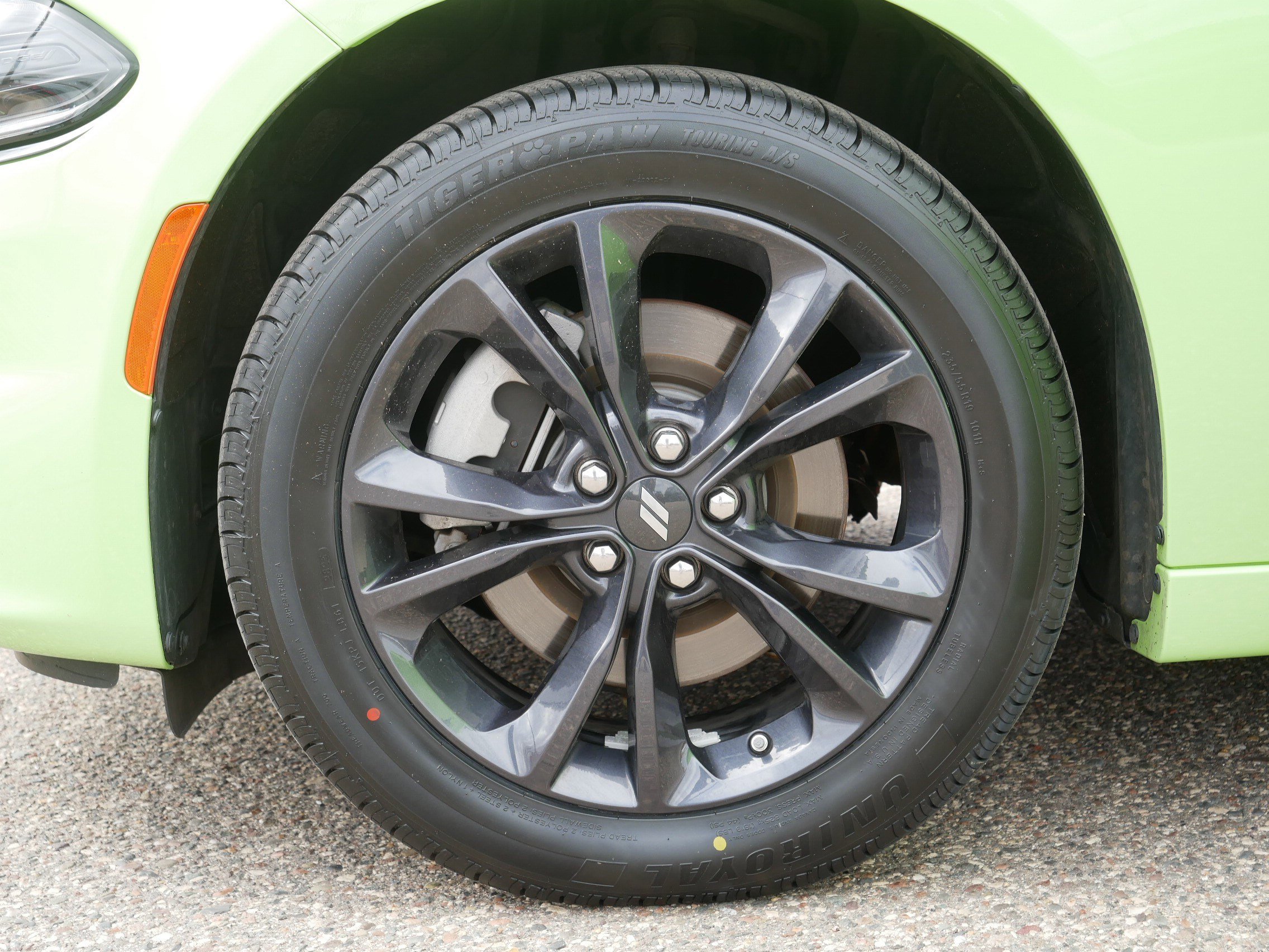 Used 2023 Dodge Charger SXT w/ Blacktop Package image 15