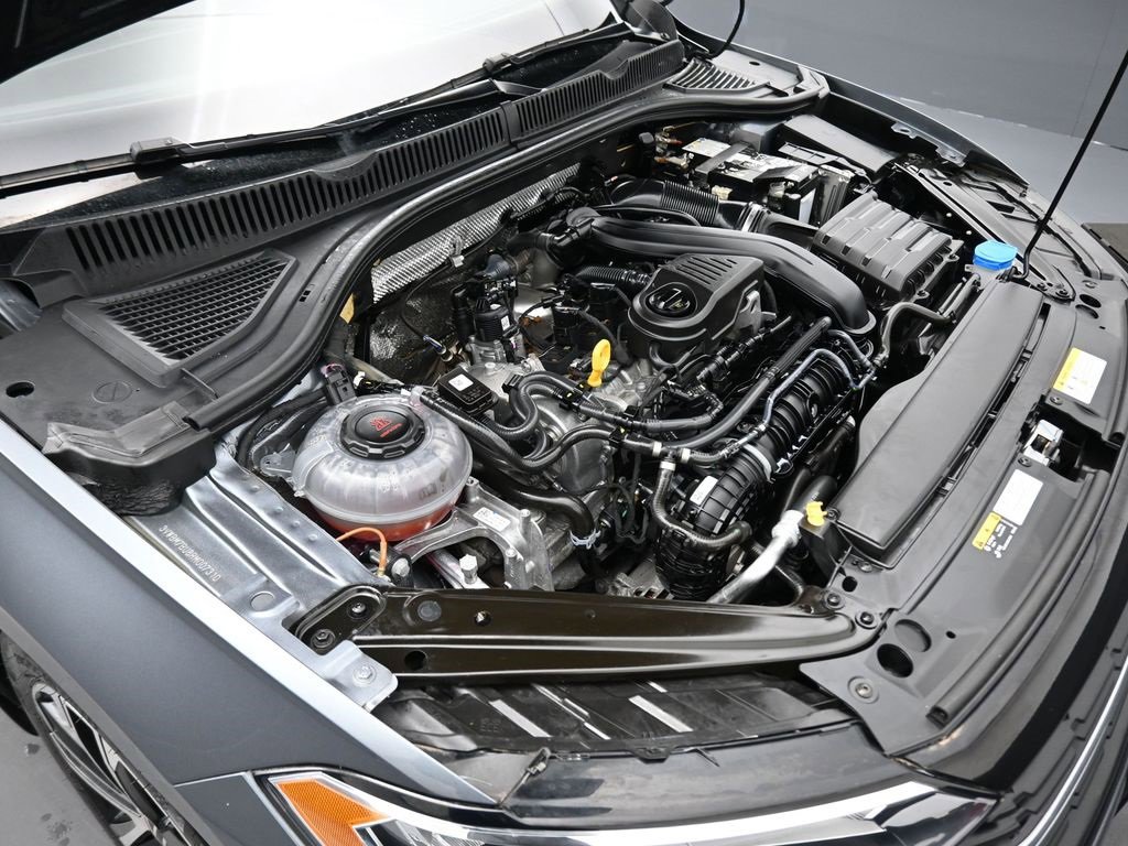 Used 2024 Volkswagen Jetta Sport image 43