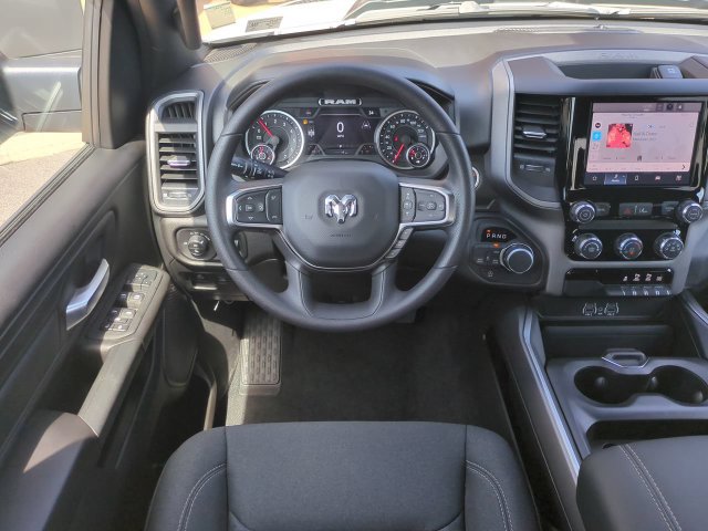 New 2027 RAM 1500 Express AWD/4WD image 16
