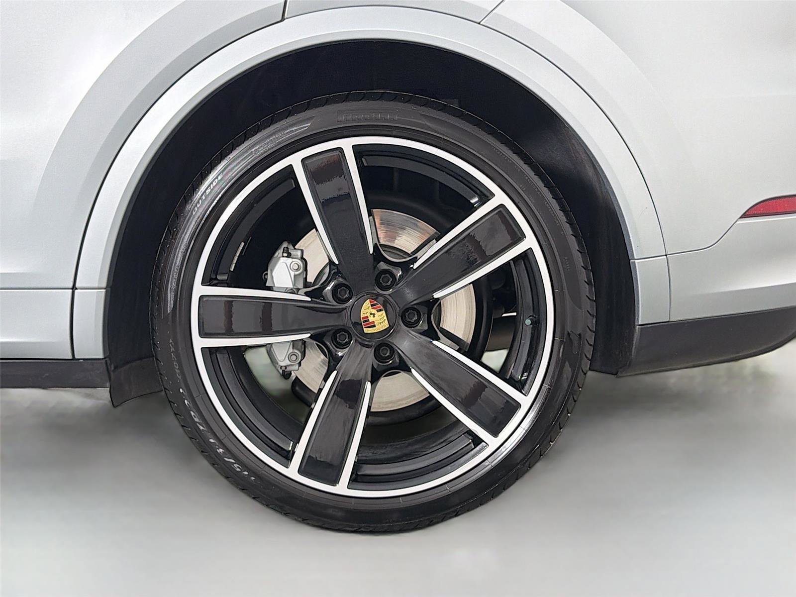 Certified 2021 Porsche Cayenne Turbo AWD/4WD image 12