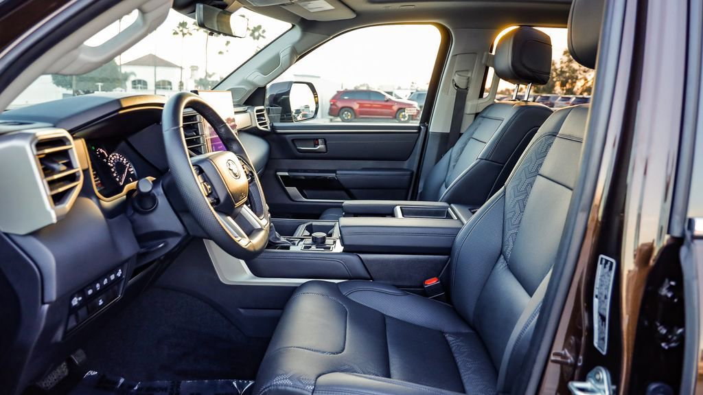 Used 2023 Toyota Tundra Limited image 22