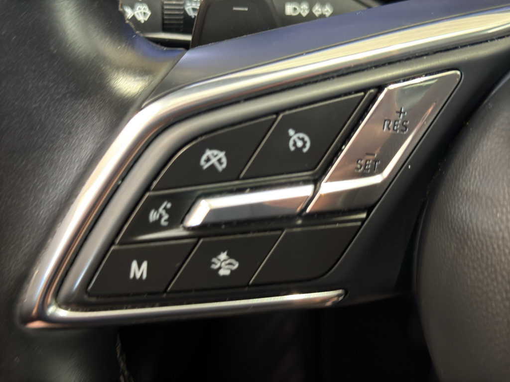 Used 2024 Buick Envision Preferred AWD/4WD image 23