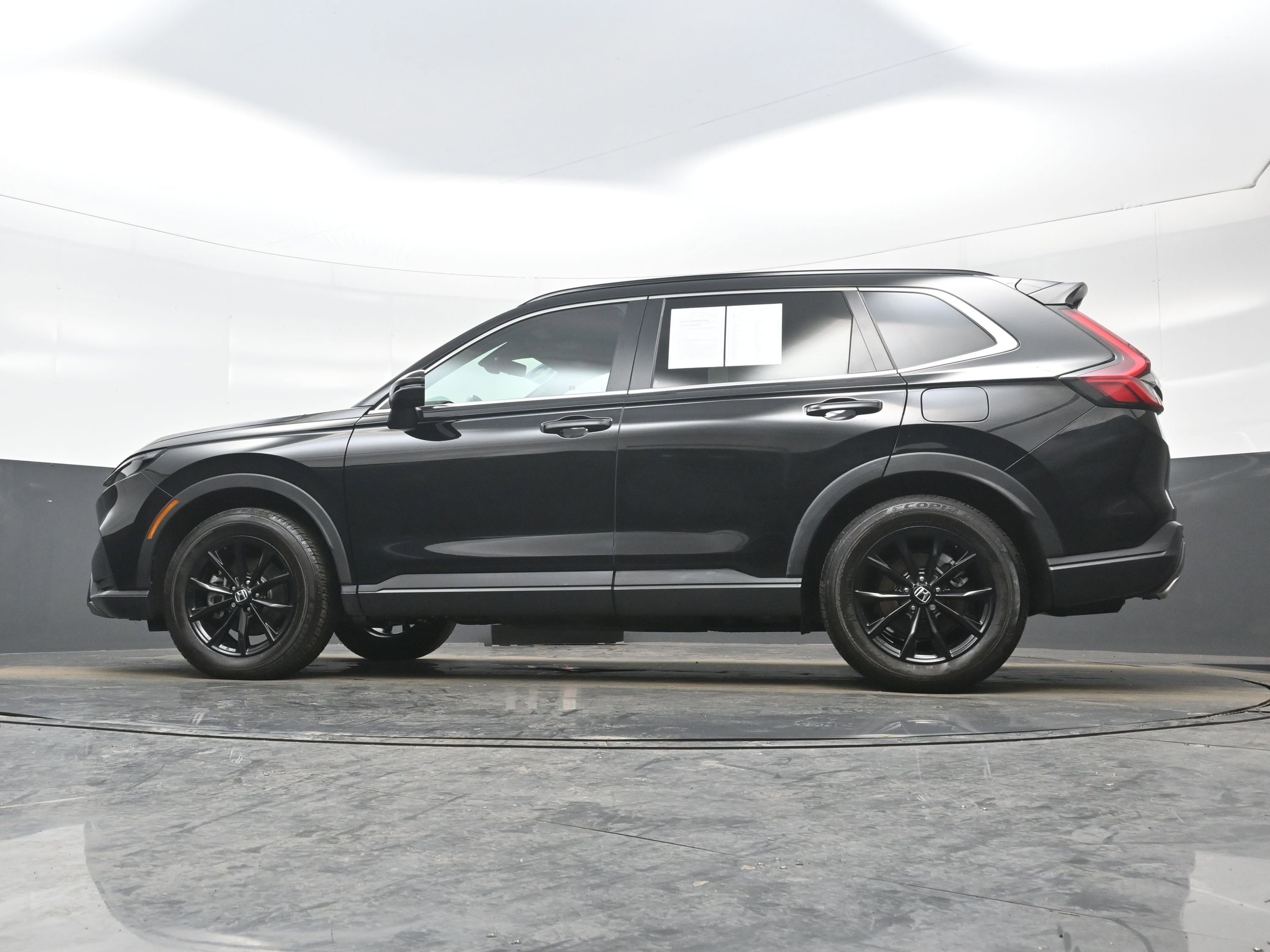 Used 2025 Honda CR-V Sport-L image 28