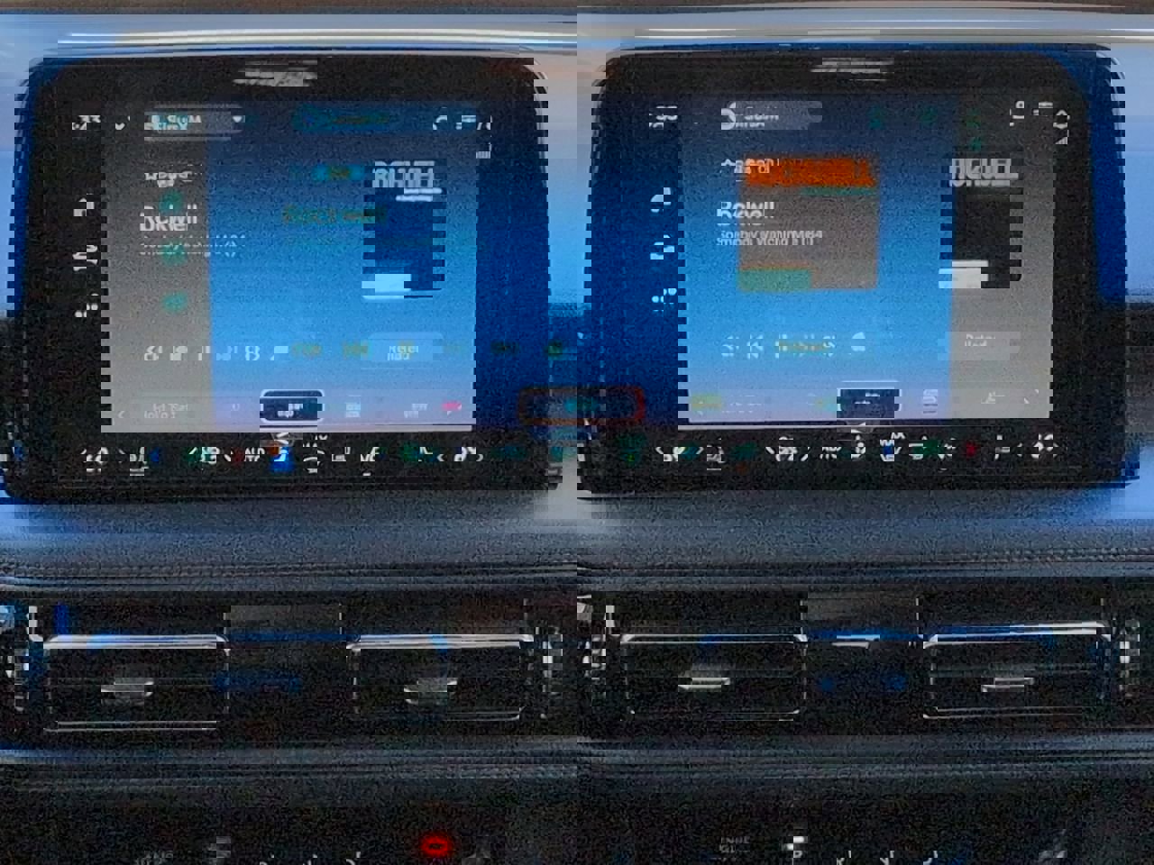 Certified 2025 Lincoln Aviator Reserve w/ Equipment Group 201A image 18