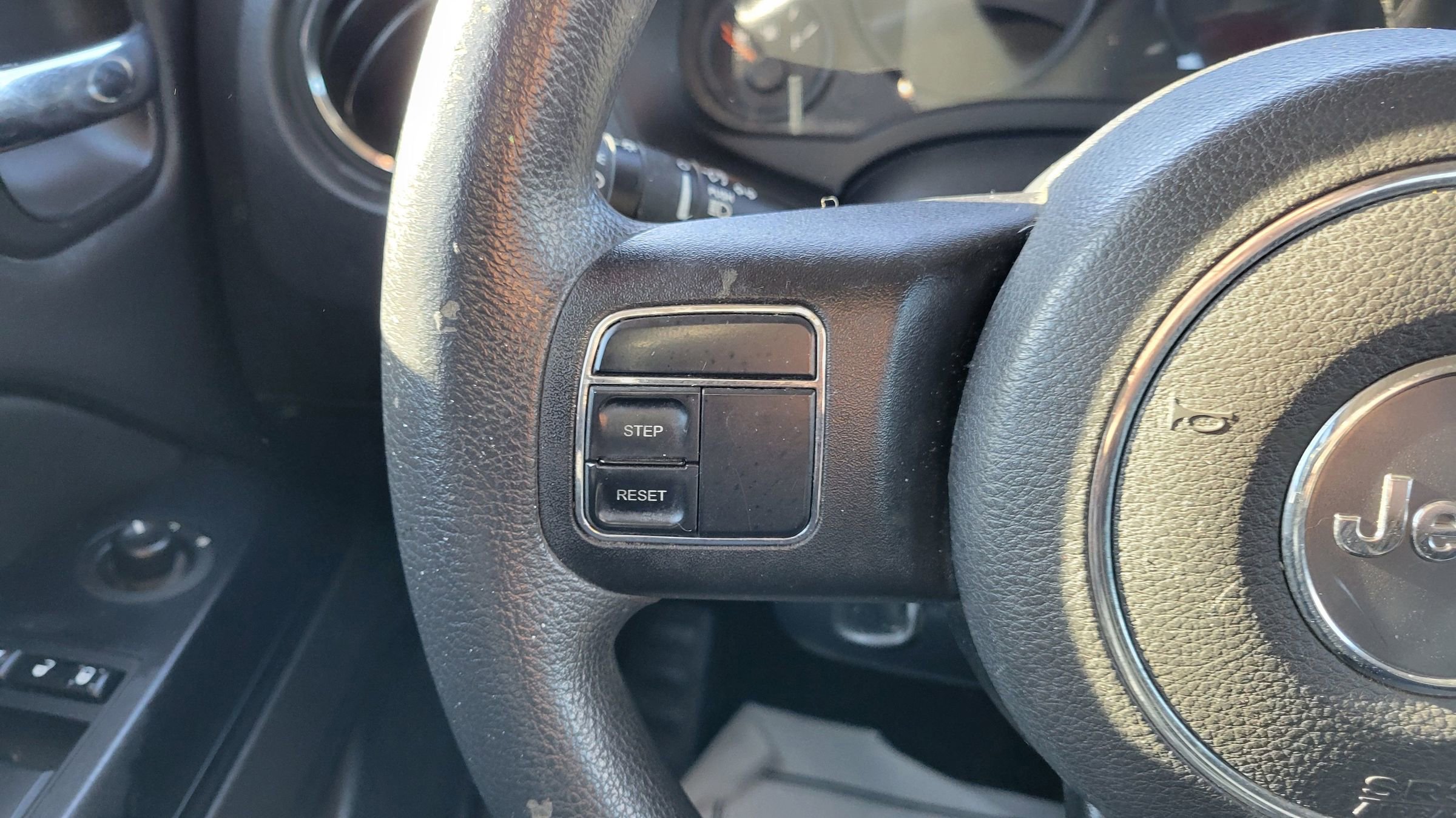 Used 2014 Jeep Patriot Sport w/ Power Value Group image 19