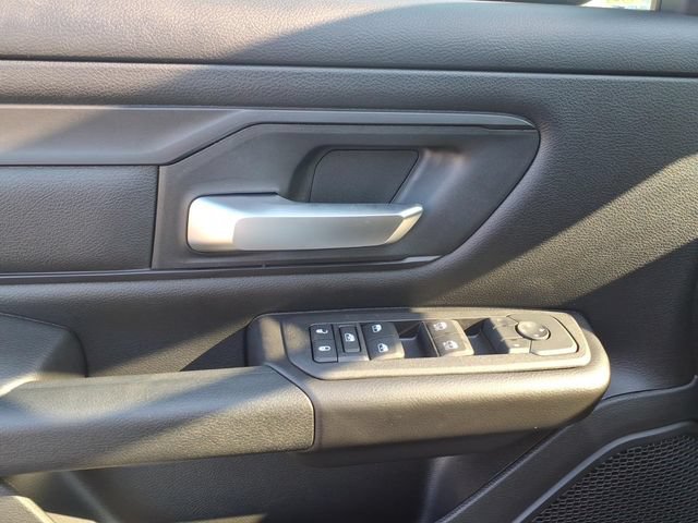 New 2027 RAM 1500 Express AWD/4WD image 11