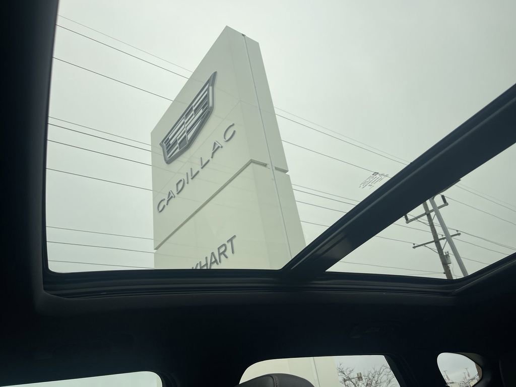 Used 2024 Chevrolet Blazer RS w/ Driver Confidence II Package image 43