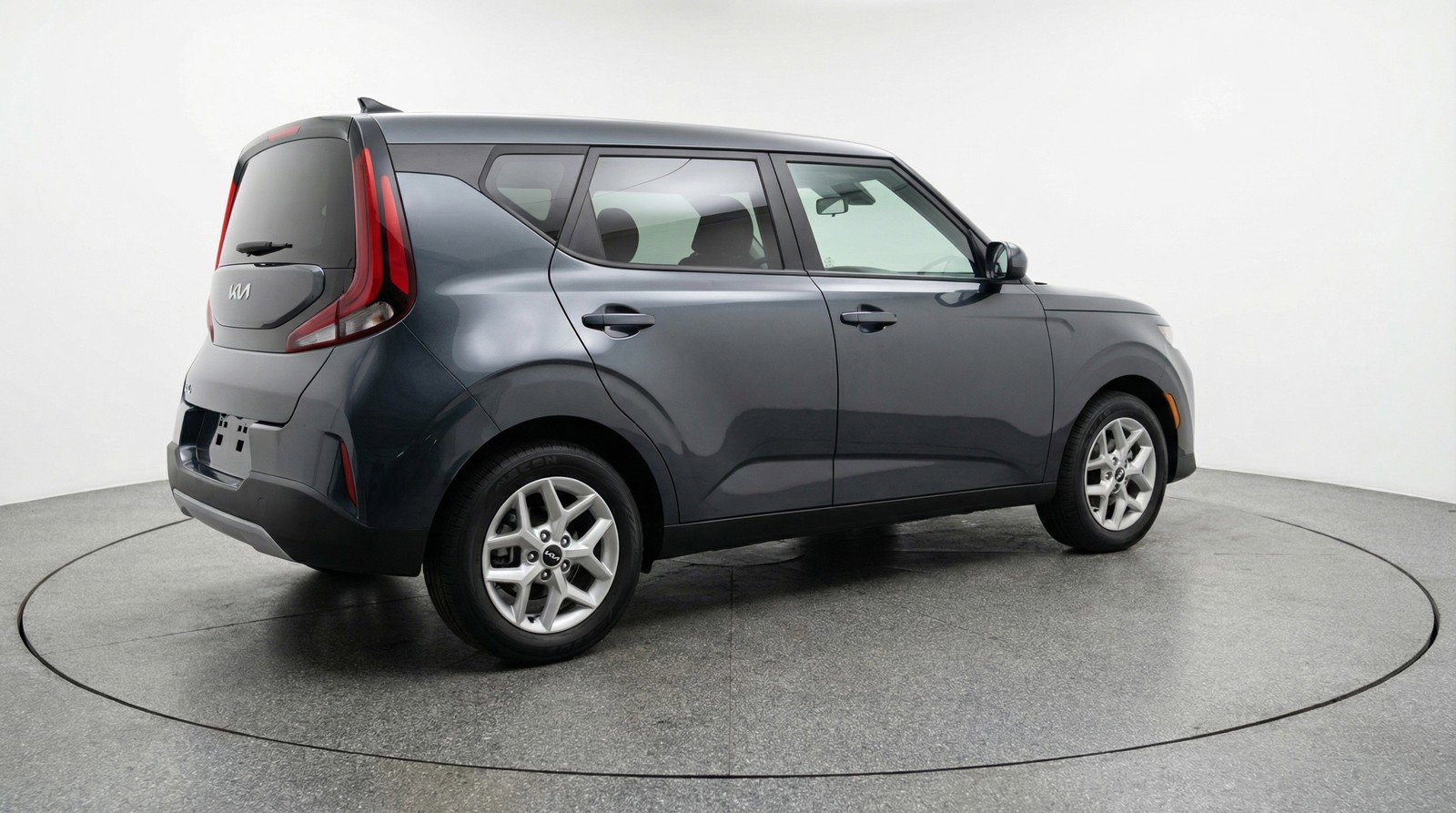 Used 2025 Kia Soul LX w/ LX Technology Package image 9