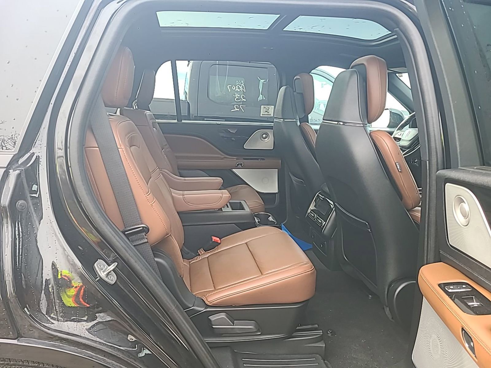 Used 2023 Lincoln Aviator Reserve w/ Equipment Group 201A image 9