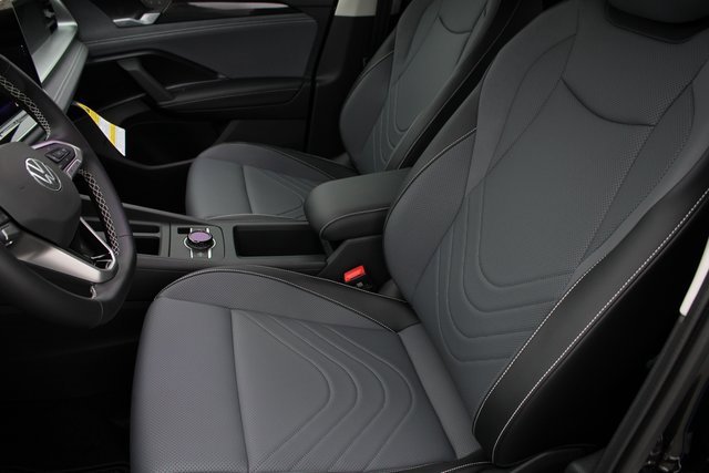 New 2026 Volkswagen Tiguan SE image 5