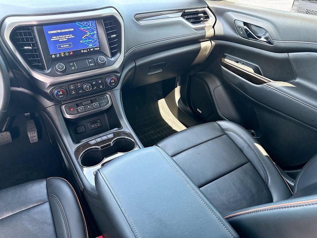Used 2023 GMC Acadia AT4 AWD/4WD image 30