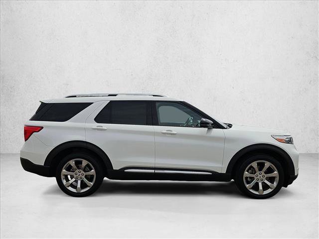 Used 2020 Ford Explorer Platinum w/ Premium Technology Package AWD/4WD image 4