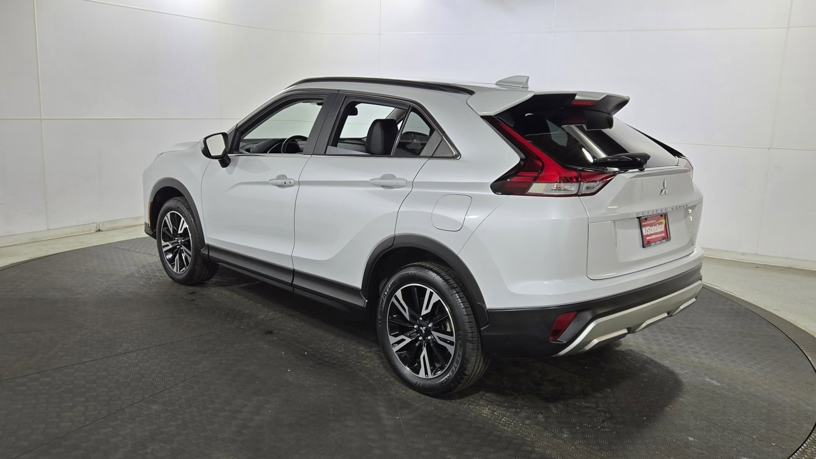 Used 2023 Mitsubishi Eclipse Cross SE image 5