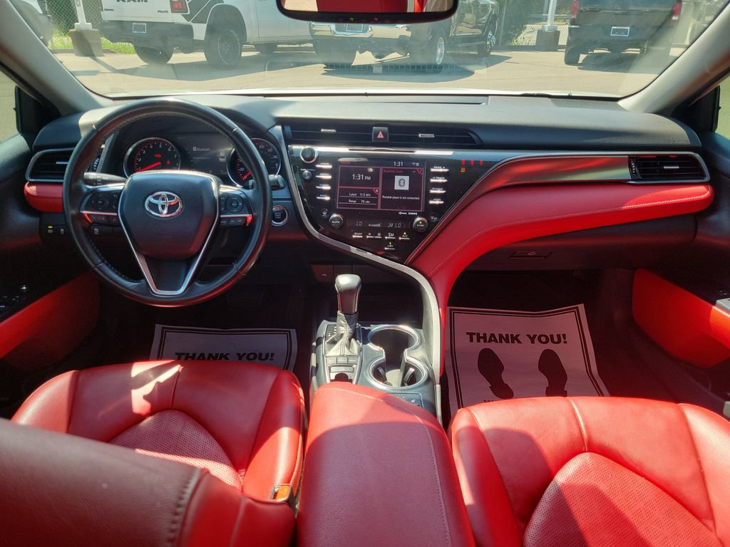 Used 2020 Toyota Camry XSE FWD image 9
