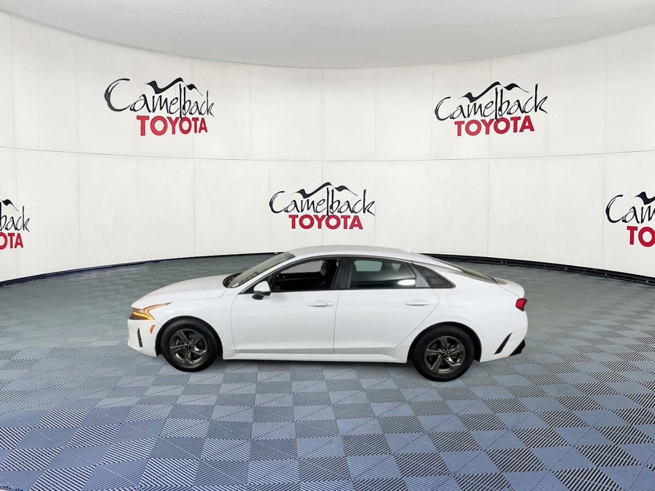Used 2022 Kia K5 LXS FWD image 7