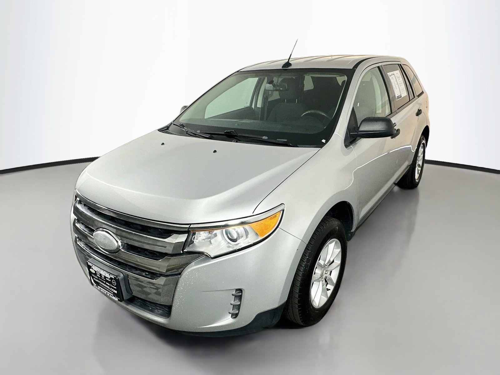 Used 2013 Ford Edge SE FWD image 3
