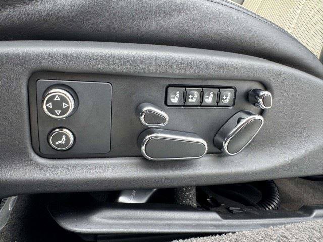 Used 2022 Bentley Continental GT AWD/4WD image 34