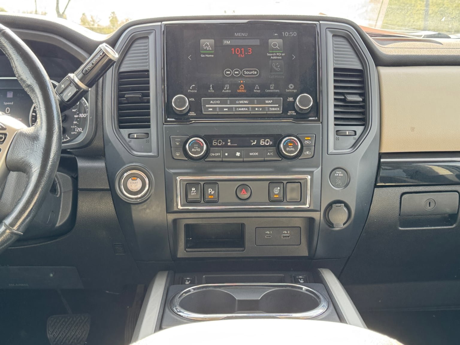 Used 2022 Nissan Titan SV w/ SV Convenience Package RWD image 15
