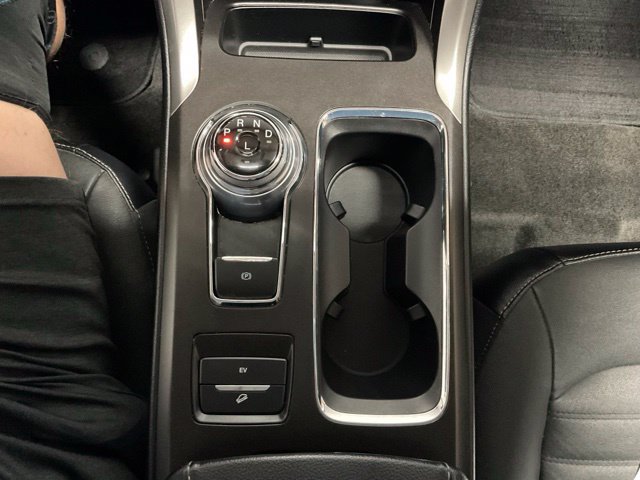 Used 2018 Ford Fusion Energi SE FWD image 36