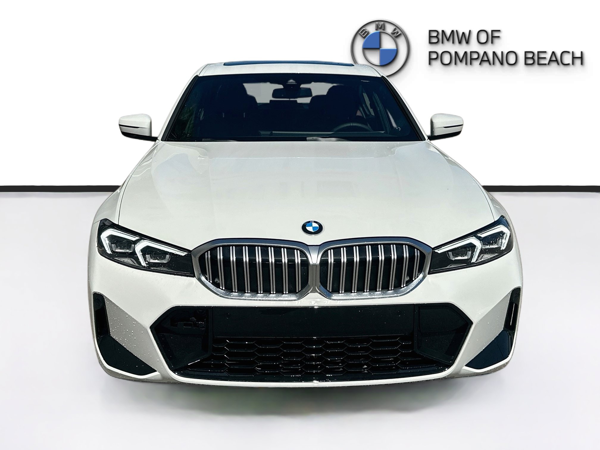 New 2026 BMW 330i Sedan w/ M Sport Package RWD image 2