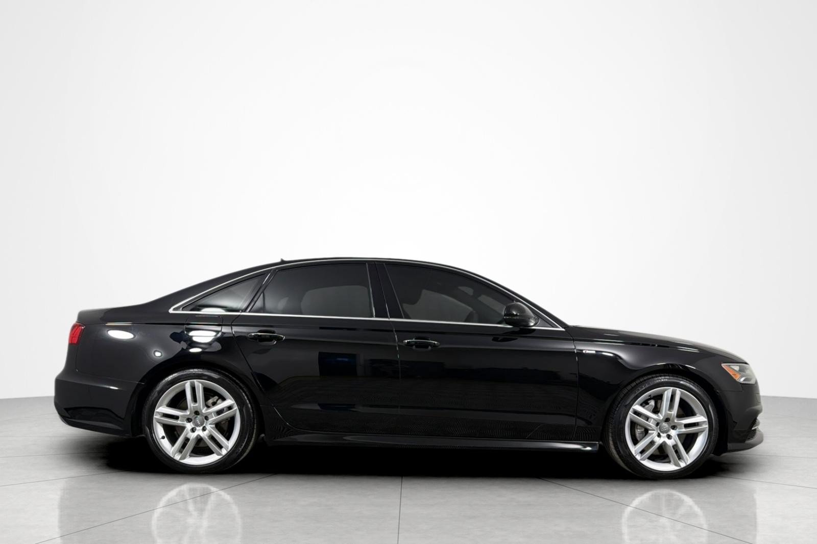 Used 2016 Audi A6 2.0T Premium Plus w/ Premium Plus Package AWD/4WD image 6
