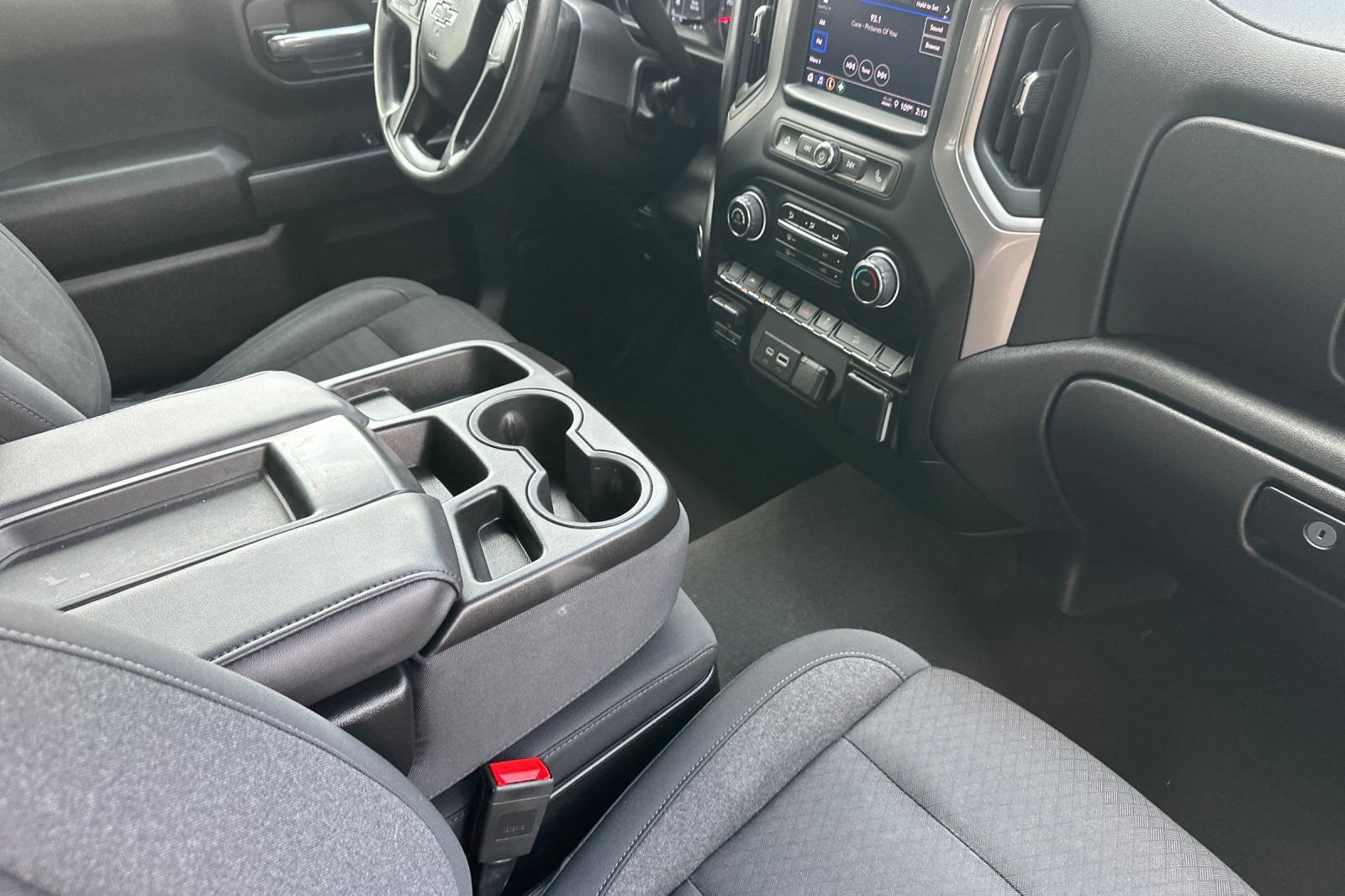 Used 2024 Chevrolet Silverado 1500 Custom Trail Boss AWD/4WD image 15