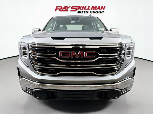 Used 2026 GMC Sierra 1500 SLT AWD/4WD image 2