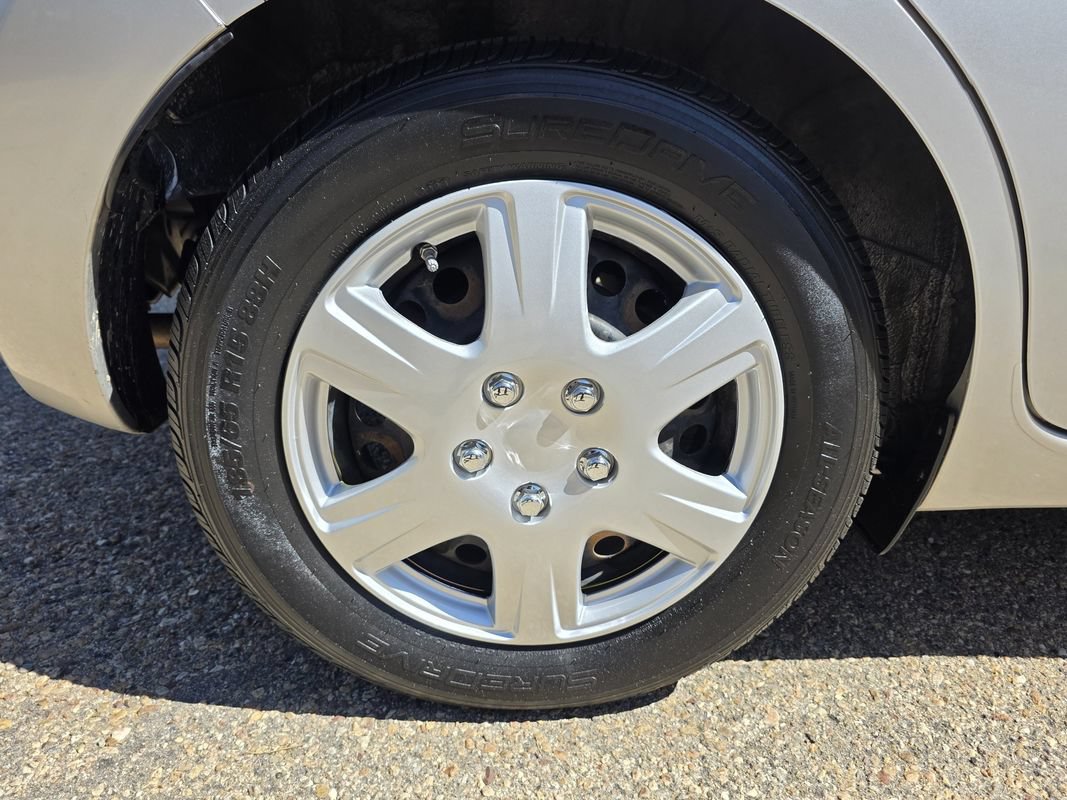 Used 2014 Nissan Versa Note SV FWD image 38