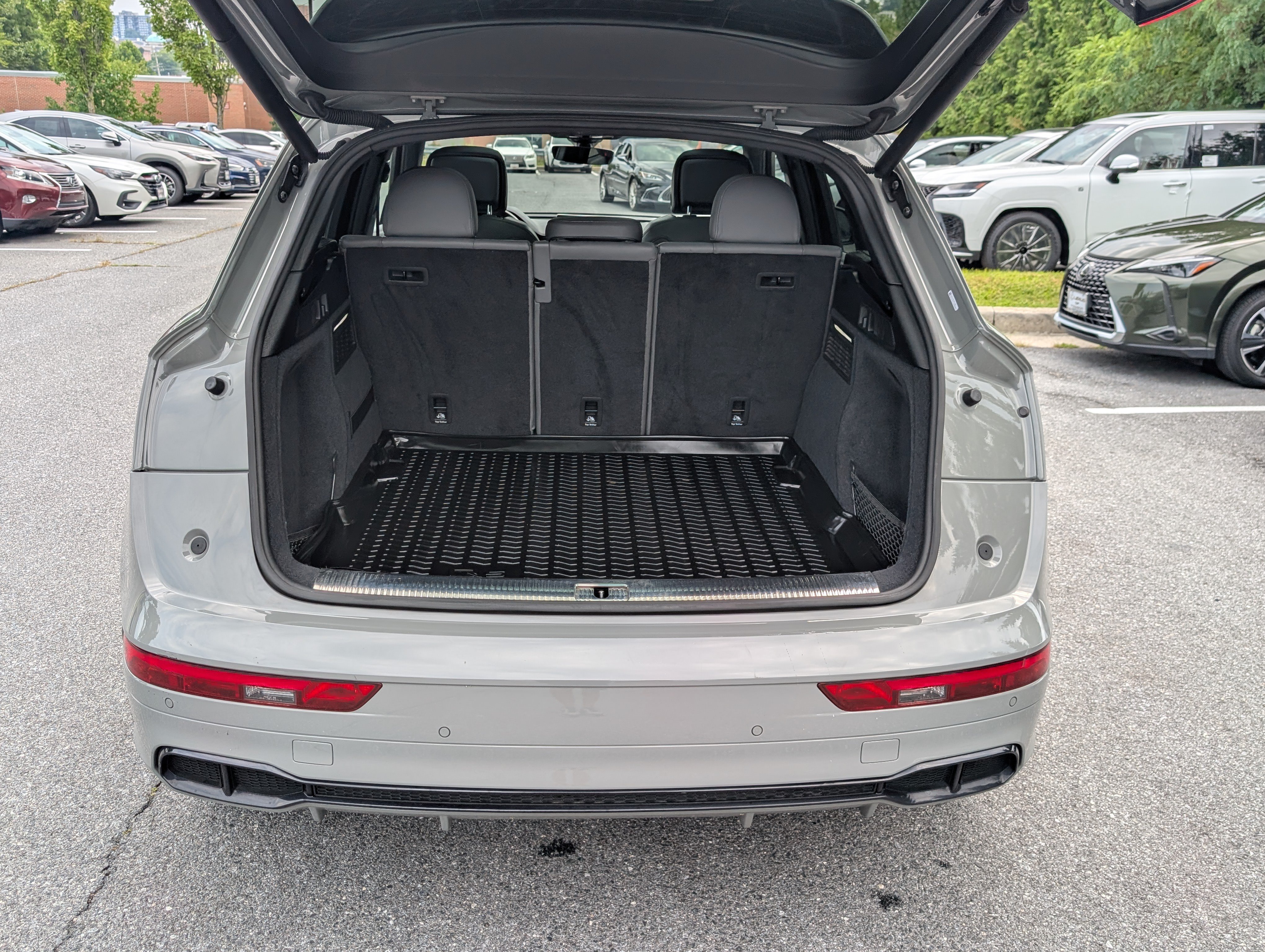 Used 2019 Audi SQ5 Prestige AWD/4WD image 13