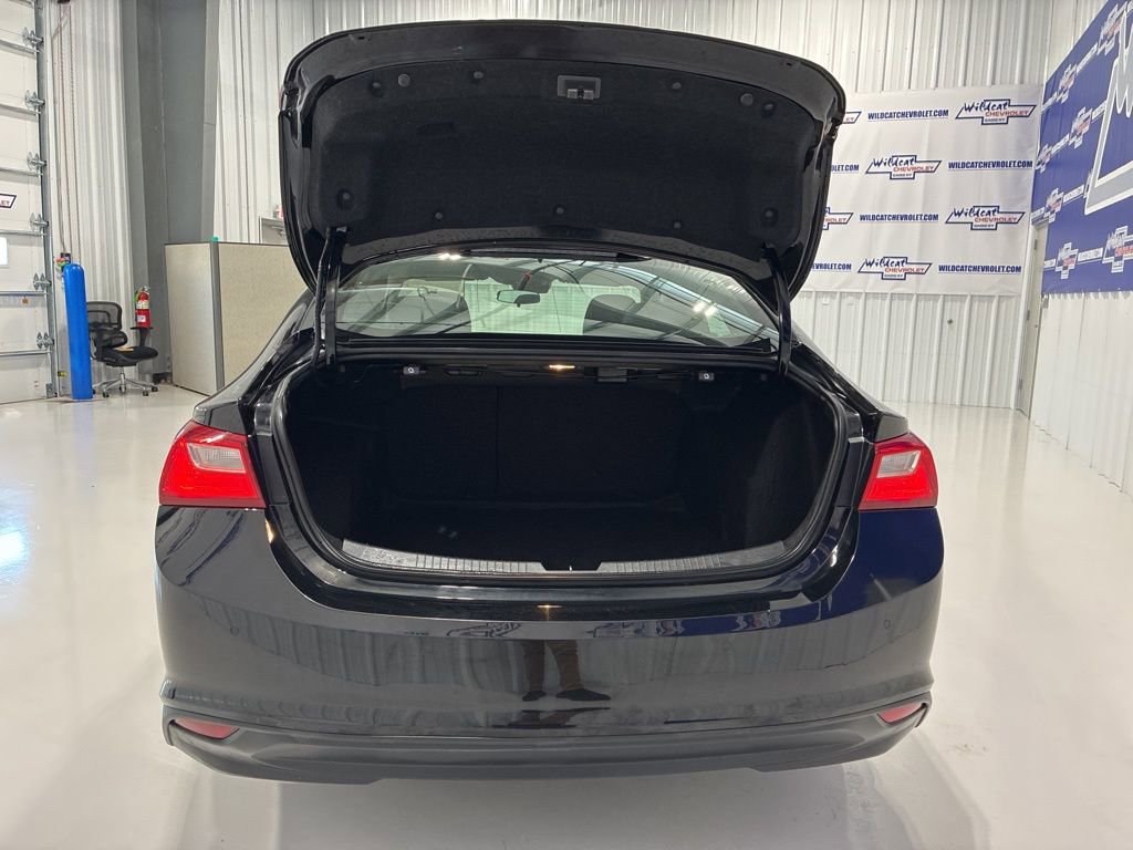 Used 2024 Chevrolet Malibu LT image 33