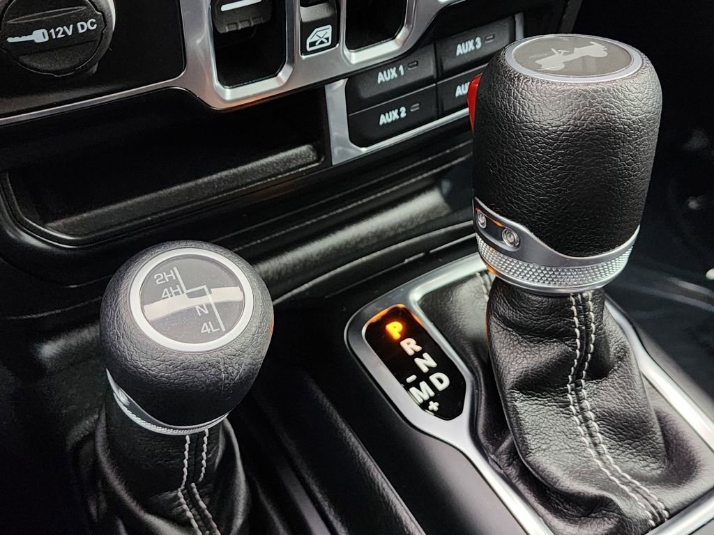 Used 2022 Jeep Wrangler Unlimited Sahara w/ LED Lighting Group image 26