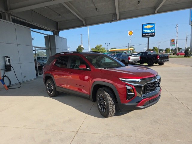 New 2026 Chevrolet Equinox ACTIV image 3