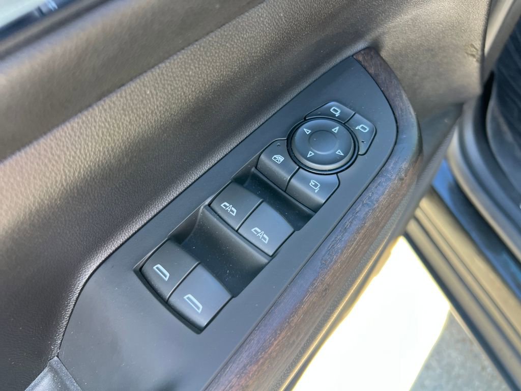 Used 2023 GMC Acadia Denali image 15