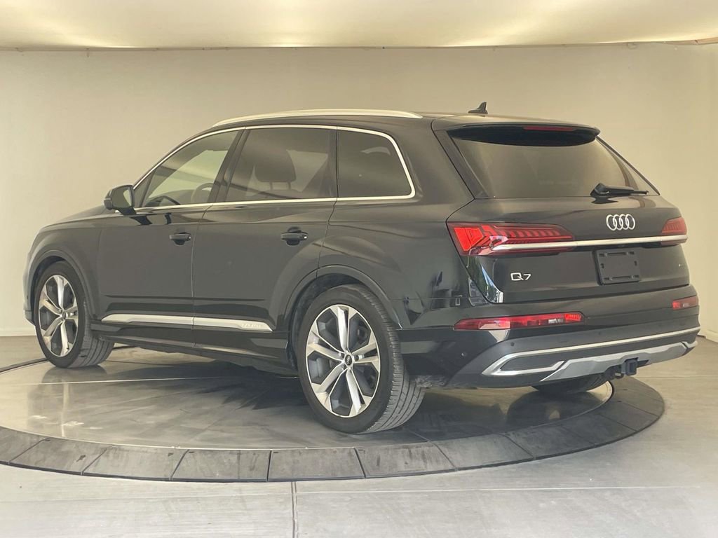 Used 2021 Audi Q7 3.0T Prestige w/ Prestige Package AWD/4WD image 3