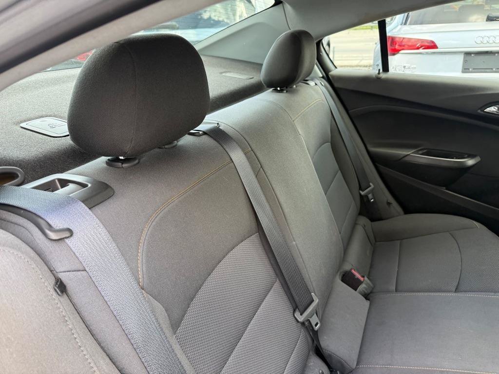 Used 2019 Chevrolet Cruze LS w/ LS Convenience Package FWD image 28
