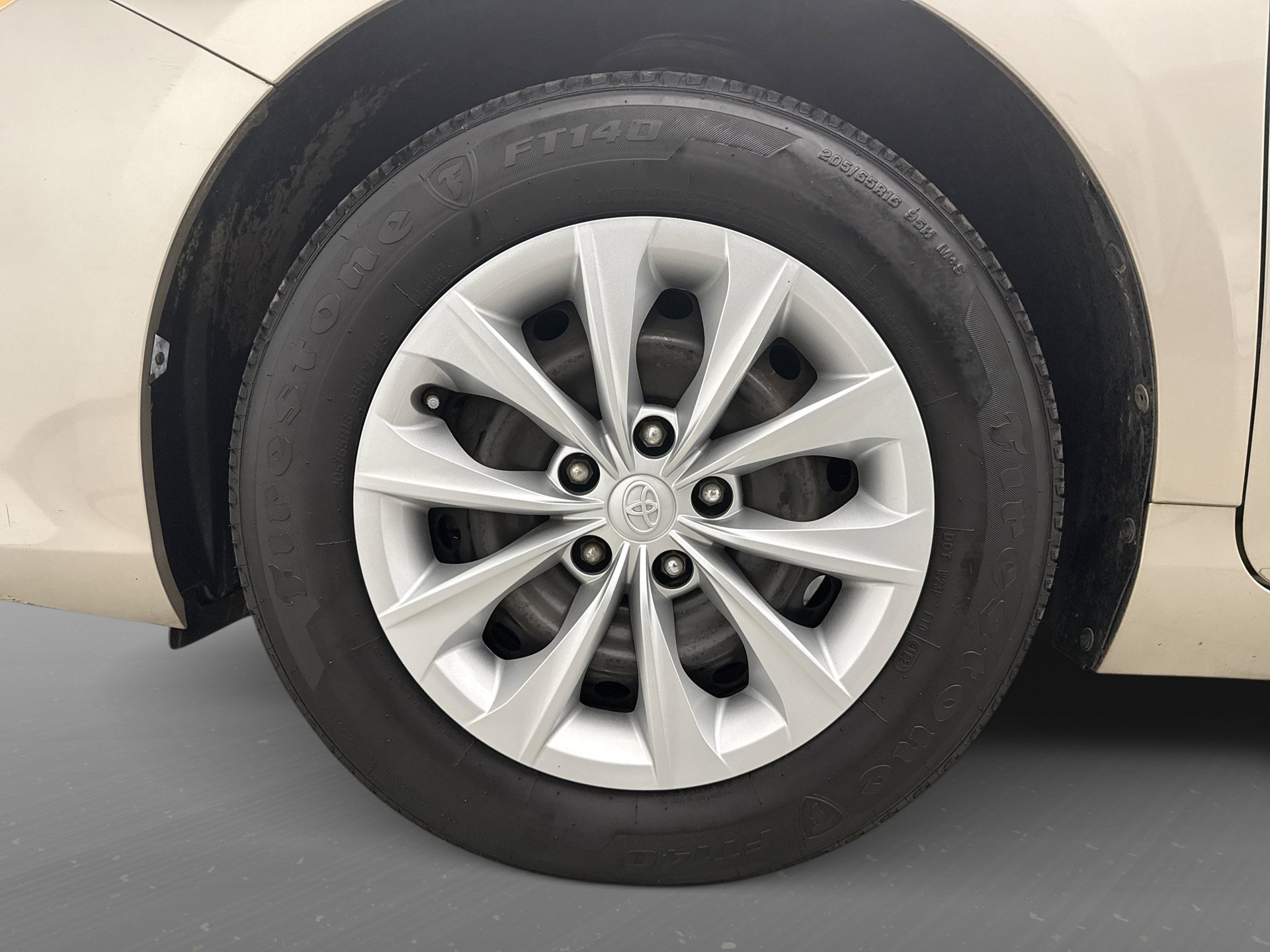 Used 2016 Toyota Camry LE FWD image 21