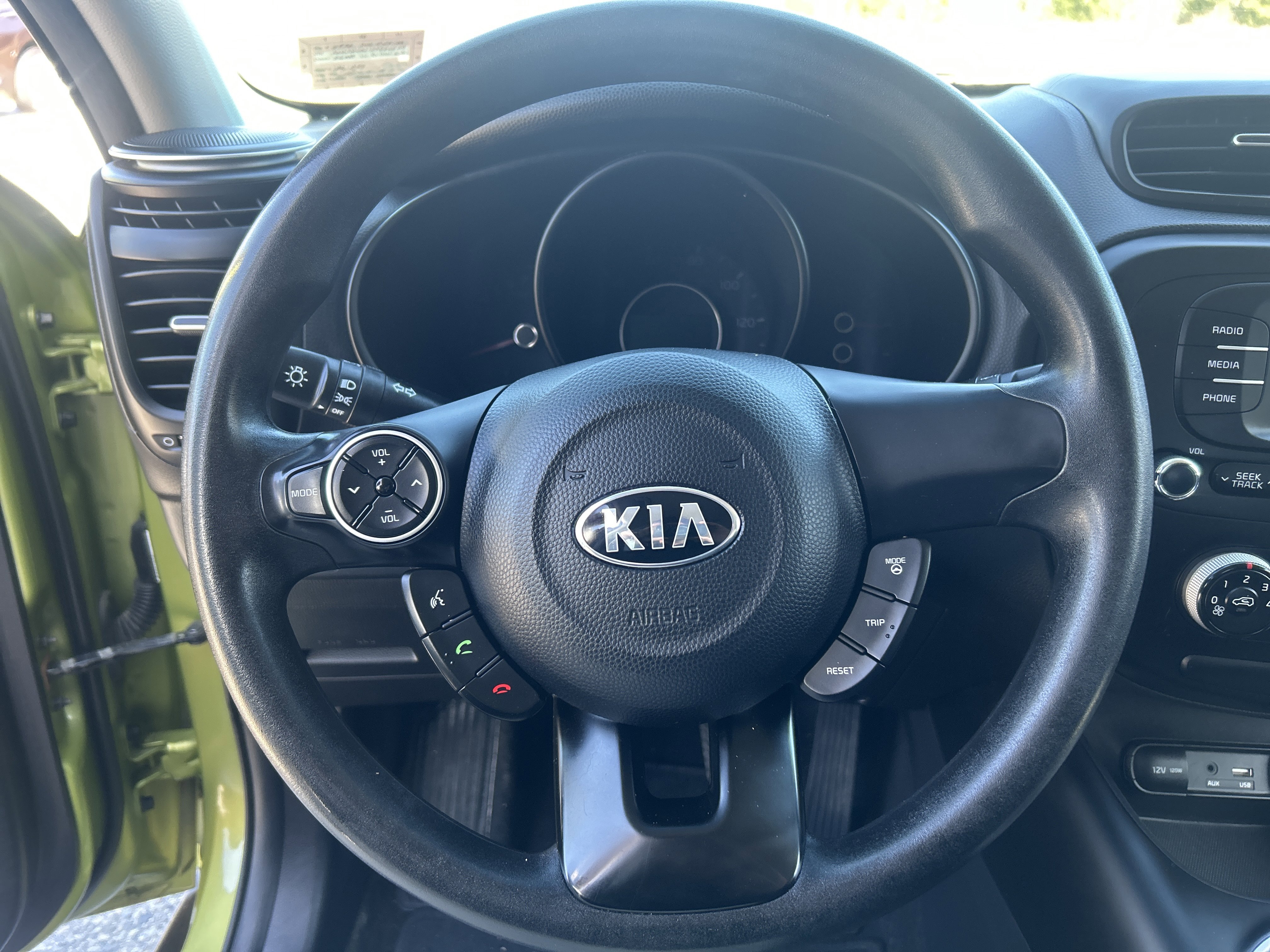 Used 2017 Kia Soul FWD image 21