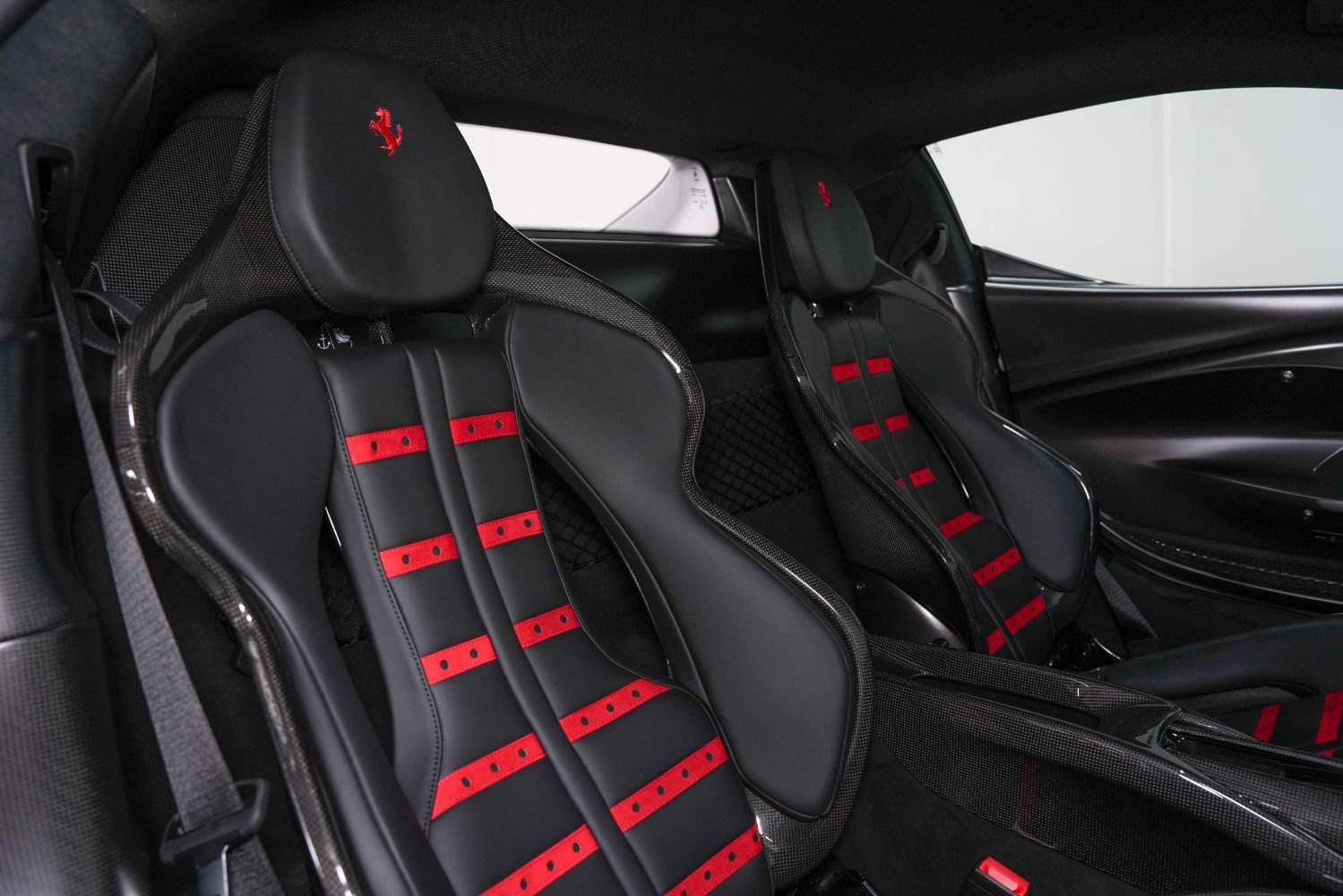 Used 2022 Ferrari 296 GTB image 33