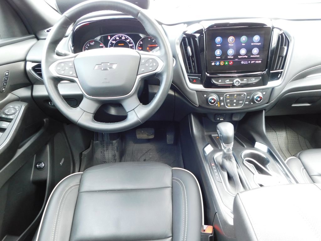 Used 2023 Chevrolet Traverse Premier w/ Redline Edition image 17
