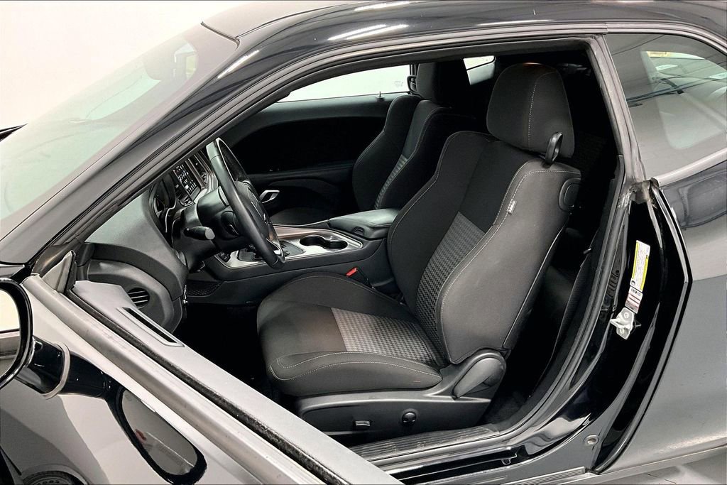 Used 2023 Dodge Challenger GT w/ Blacktop Package image 33