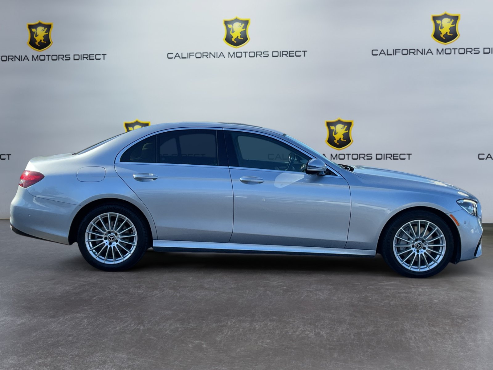 Used 2022 Mercedes-Benz E 350 Sedan image 4