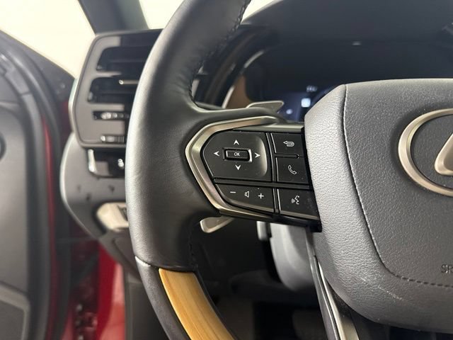 Used 2025 Lexus RX 350 Premium w/ Accessory Package (Z1) FWD image 27