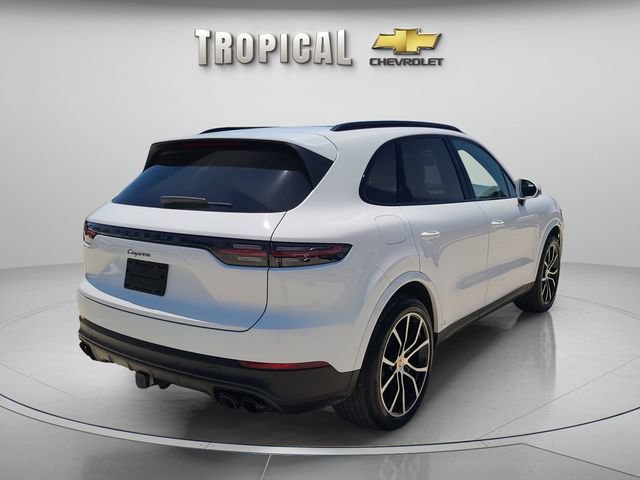 Used 2023 Porsche Cayenne Platinum Edition AWD/4WD image 3