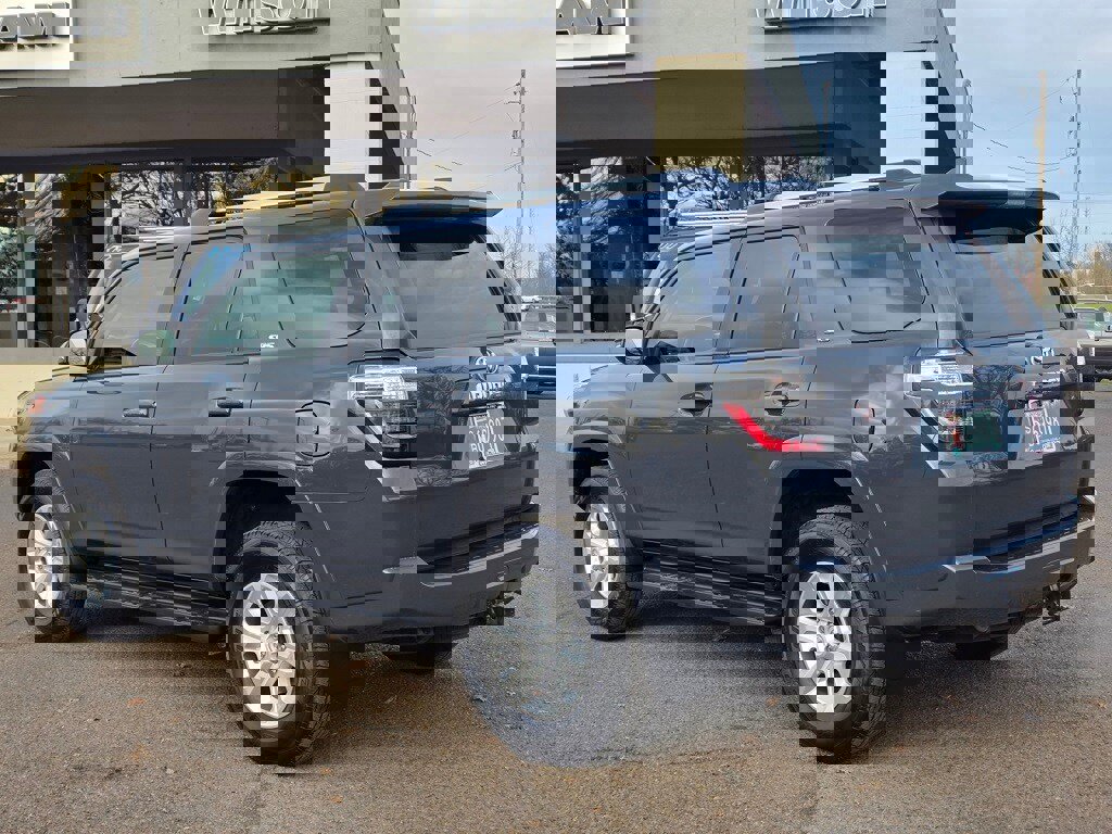 Used 2024 Toyota 4Runner SR5 Premium image 29