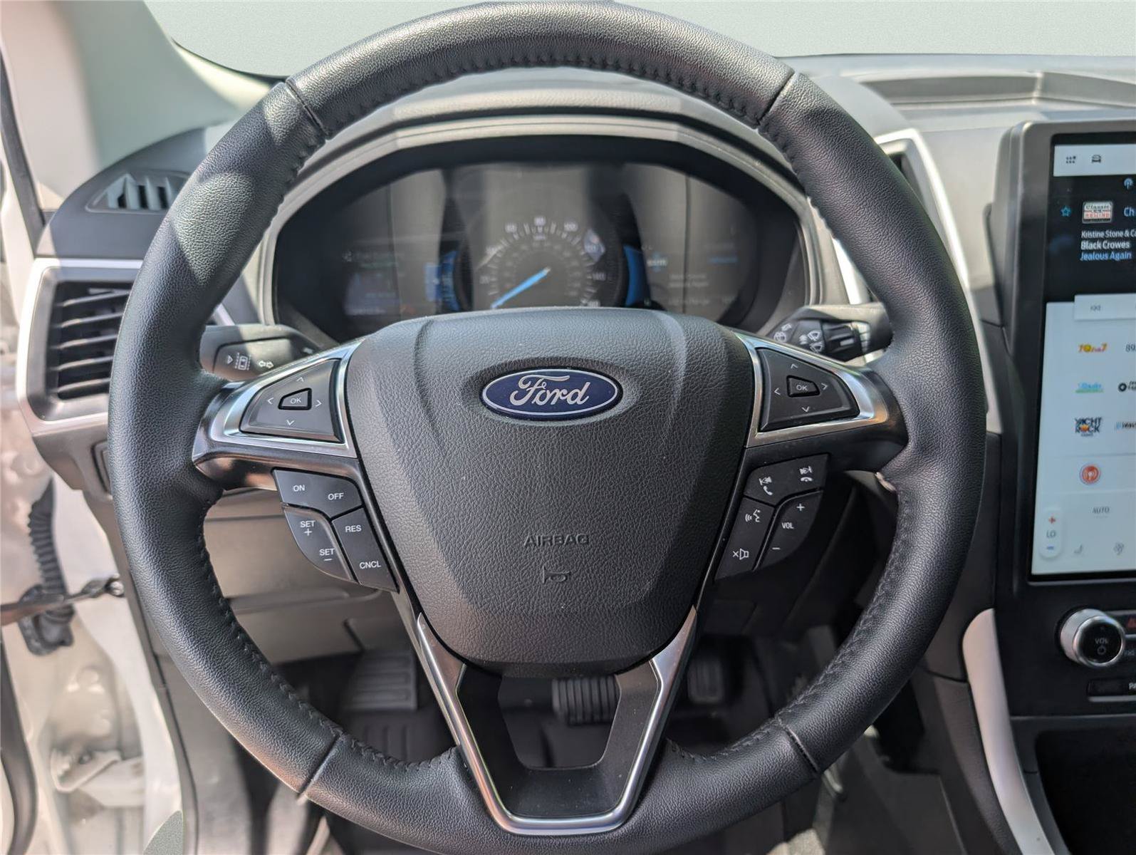 Used 2024 Ford Edge SEL w/ Convenience Package AWD/4WD image 19